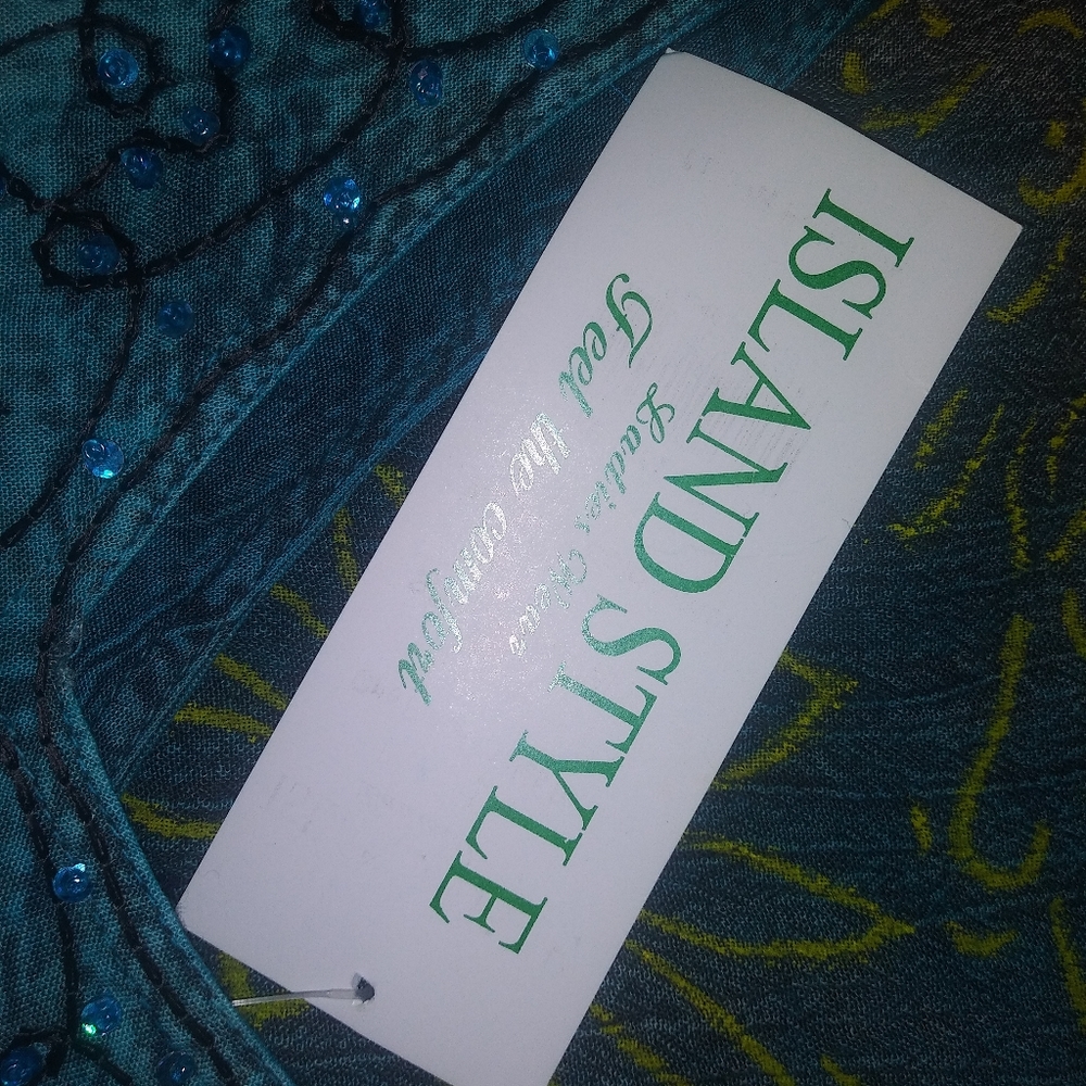 Island style ladies wear